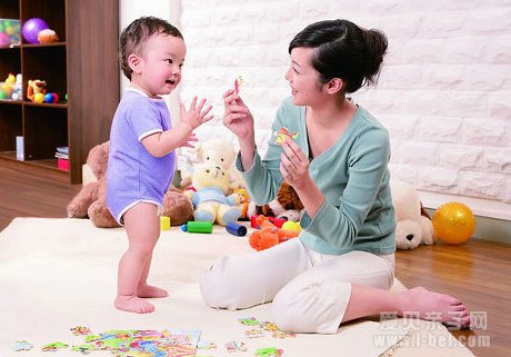 爸爸妈妈借助食物就能对宝宝进行早教