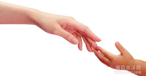 16个爸妈和“偷”来的女儿