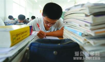 如何解决小升初学生的失眠问题