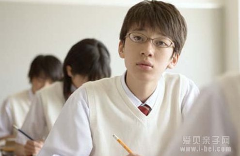 孩子刚进入初中时家长必须做的5件事