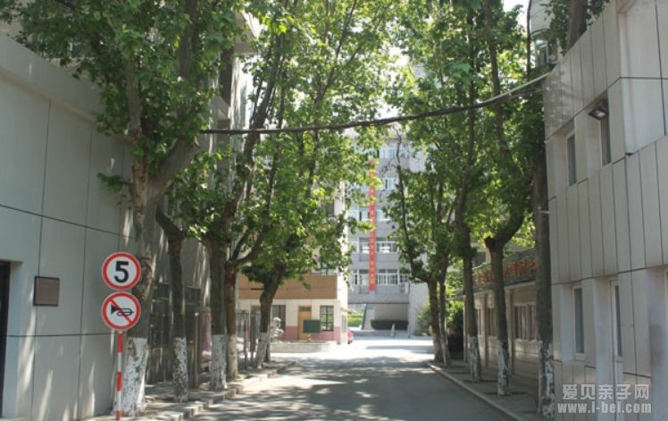 2014小升初：全面参观南京育英外国语学校校园风景及教学设施