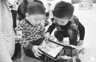 别让你的孩子过早接触电子产品