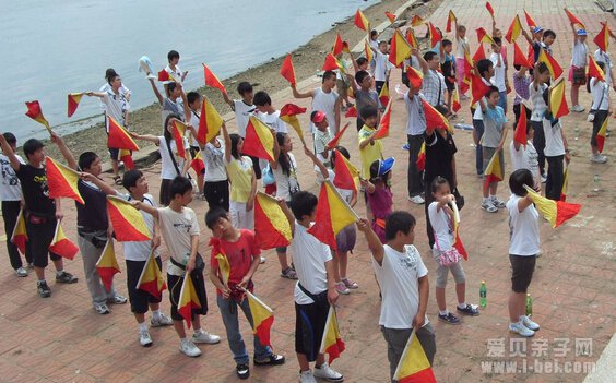 家长如何帮助孩子选择夏令营