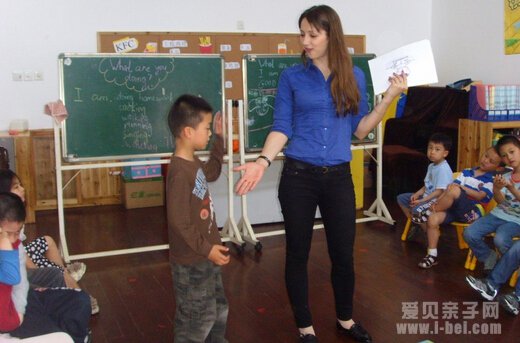 小编推荐各种趣味英语亲子游戏