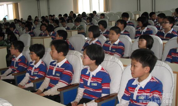 怎样减缓孩子进入初中的逆反心理