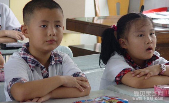 如何消除孩子上课开小差的毛病