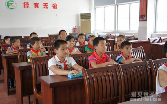 孩子换老师无法适应怎么办呢？