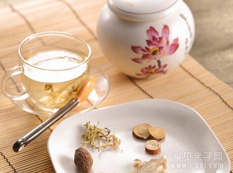 孩子在各个年龄段需要忌吃的食物