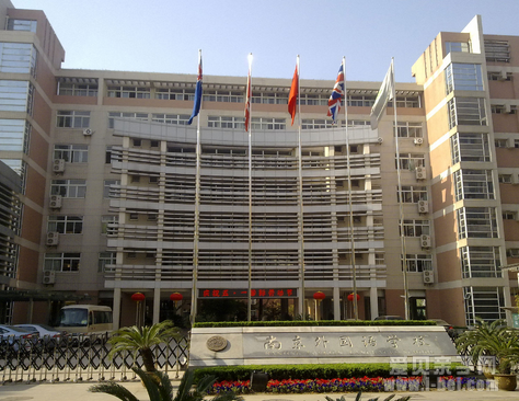 ϾѧУСȫع⣬2015Сο