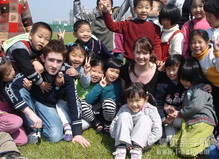 上海外国语大学西外外国语学校