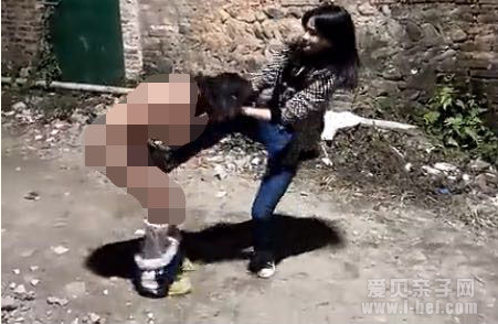 14岁女孩遭脱衣欺凌,校园暴力为何屡禁不止?