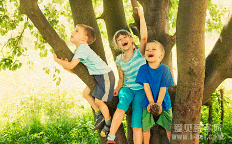 如何帮助害羞的孩子交朋友