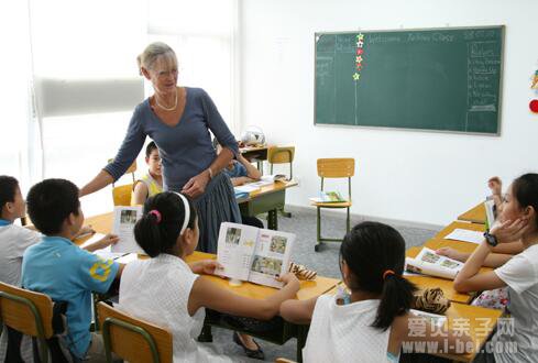 上海“百花”无办学资质所有校区被暂停报名