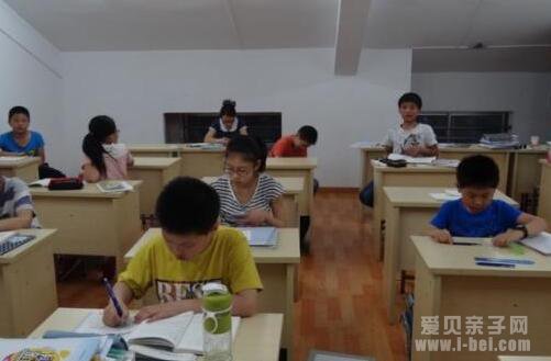 上海小学没上过辅导班者后劲更足