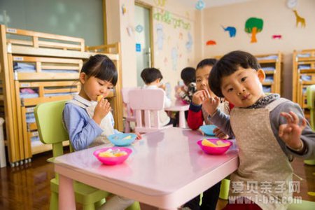 幼小衔接：暑假做到这5点，孩子自信入小学！