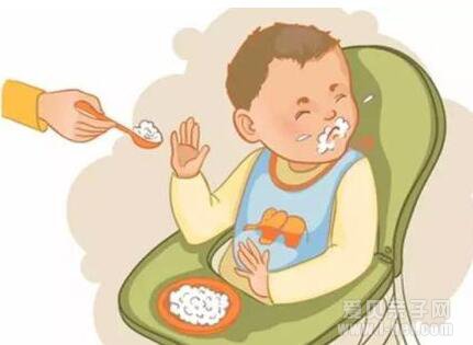 你还在追着给孩子喂饭吗？ 原来喂饭对宝宝影响那么大！